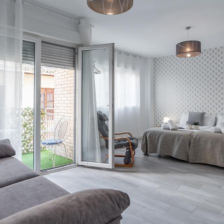 Tuguest Santa Paula III Apartment Granada Kültér fotó